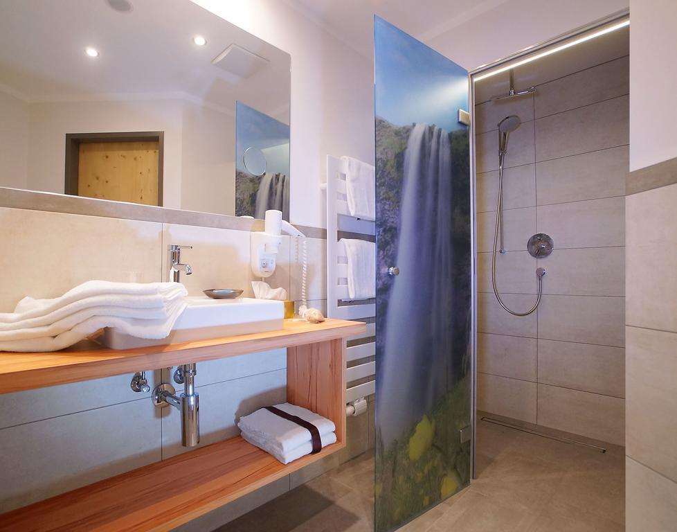 Haus Hintertux Hotel Bagian luar foto